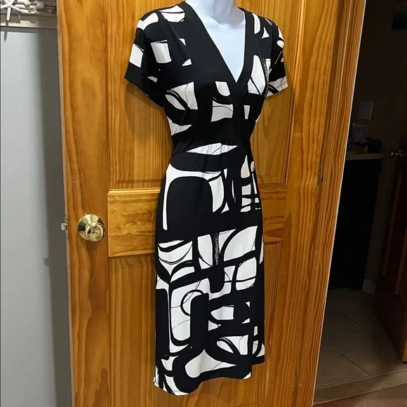 Axcess Black and White Dress - Picture 9 of 11